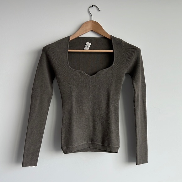 Wilfred Tuscany Sweater - Picture 1 of 7